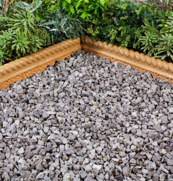 An image of Limestone Gravel in garden