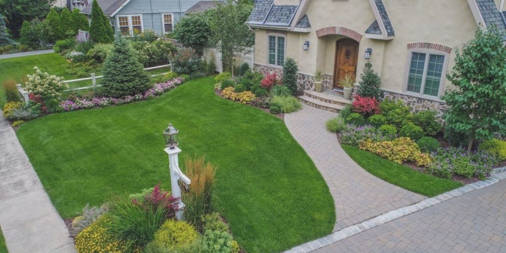 Front Yard Landscaping Ideas